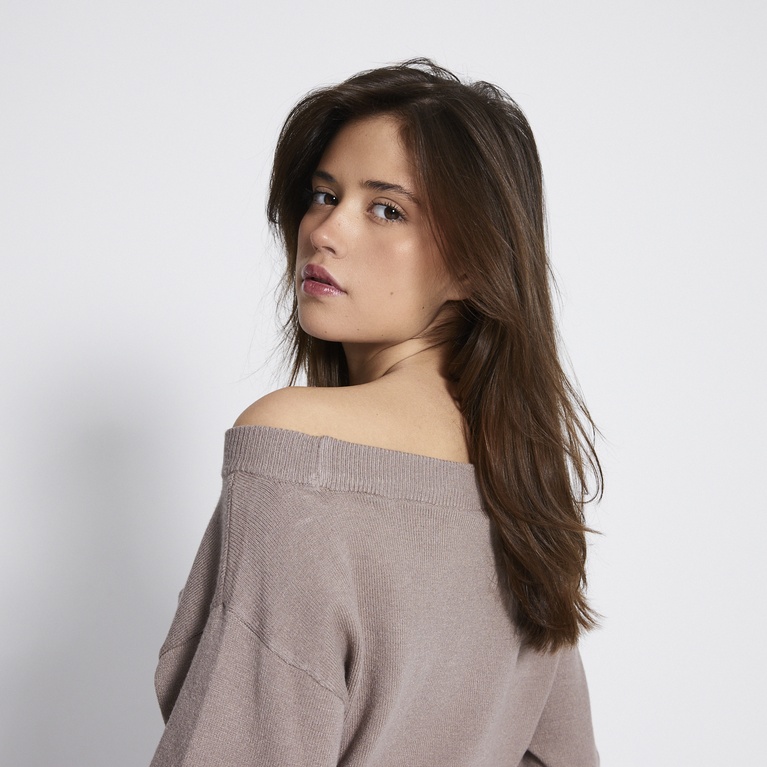 Off-shoulder knit sweater "Adriana"
